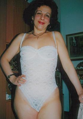 DANIELA, FEMME SALOPE ITALIENNE