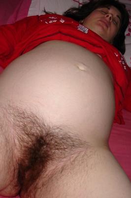 Hairy pregnant french mom