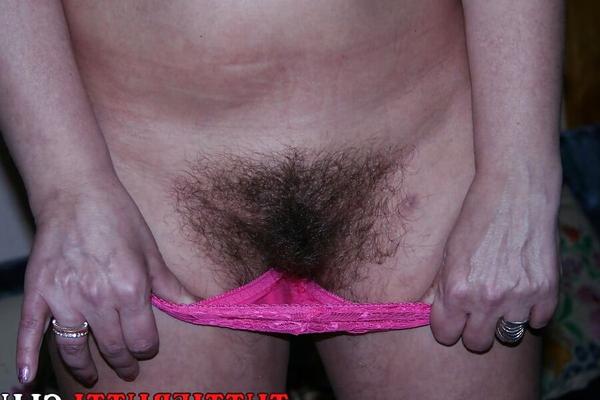 Sex with hairy mature woman